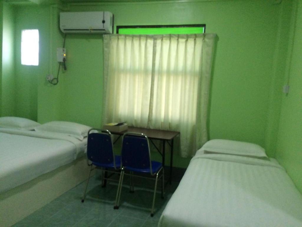 Nay Chi Lin Hotel Pathein Eksteriør billede