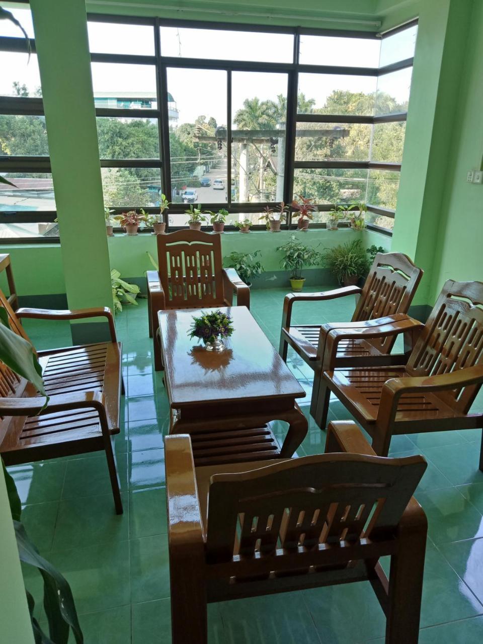 Nay Chi Lin Hotel Pathein Eksteriør billede