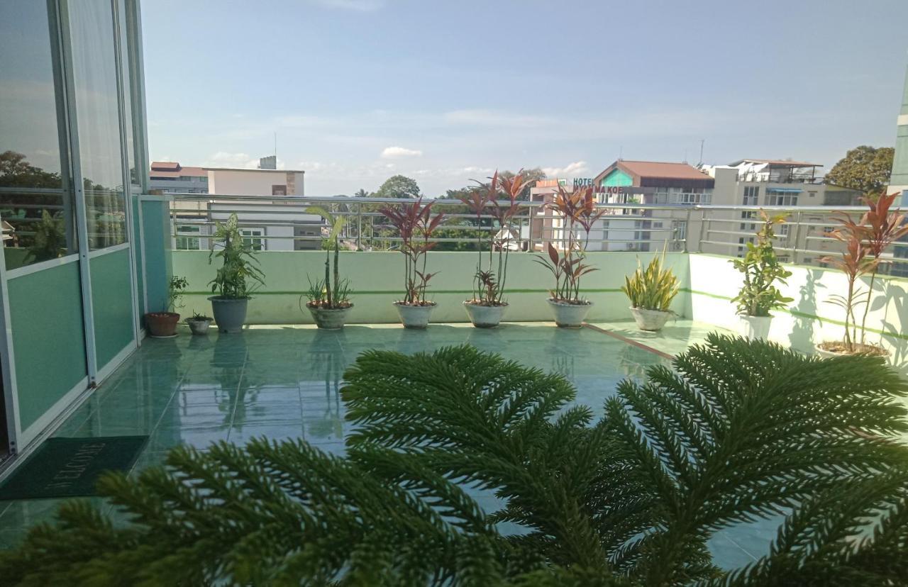 Nay Chi Lin Hotel Pathein Eksteriør billede